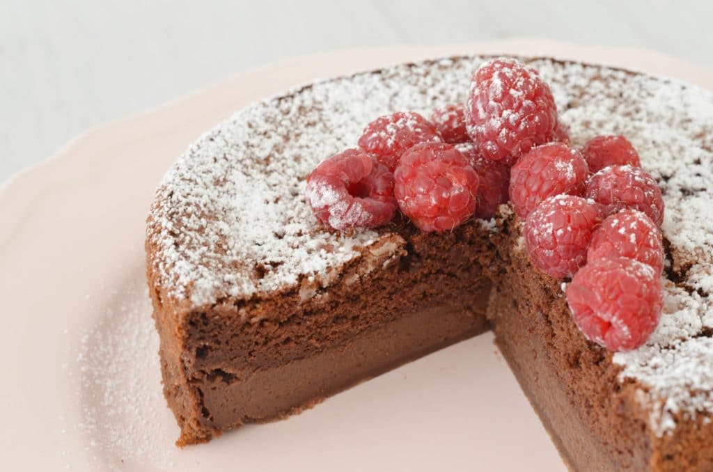 Recette gateau magique chocolat framboises