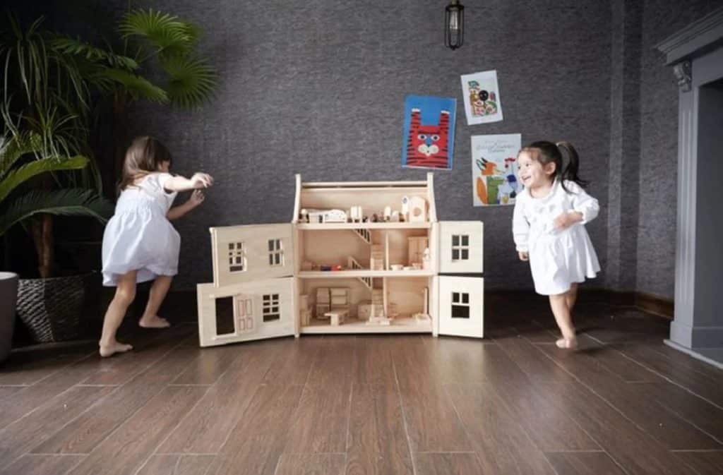 maison de poupee en bois victorienne idee cadeau fille