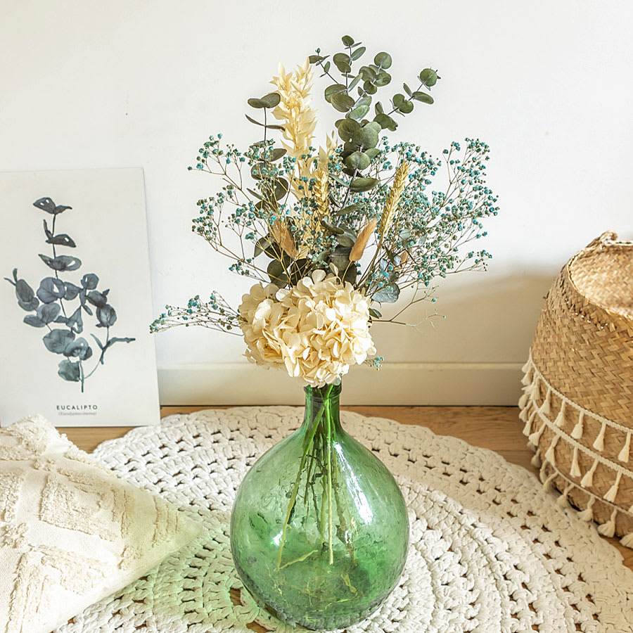 bouquet de fleurs sechees pour dame jeanne hortensia blanc