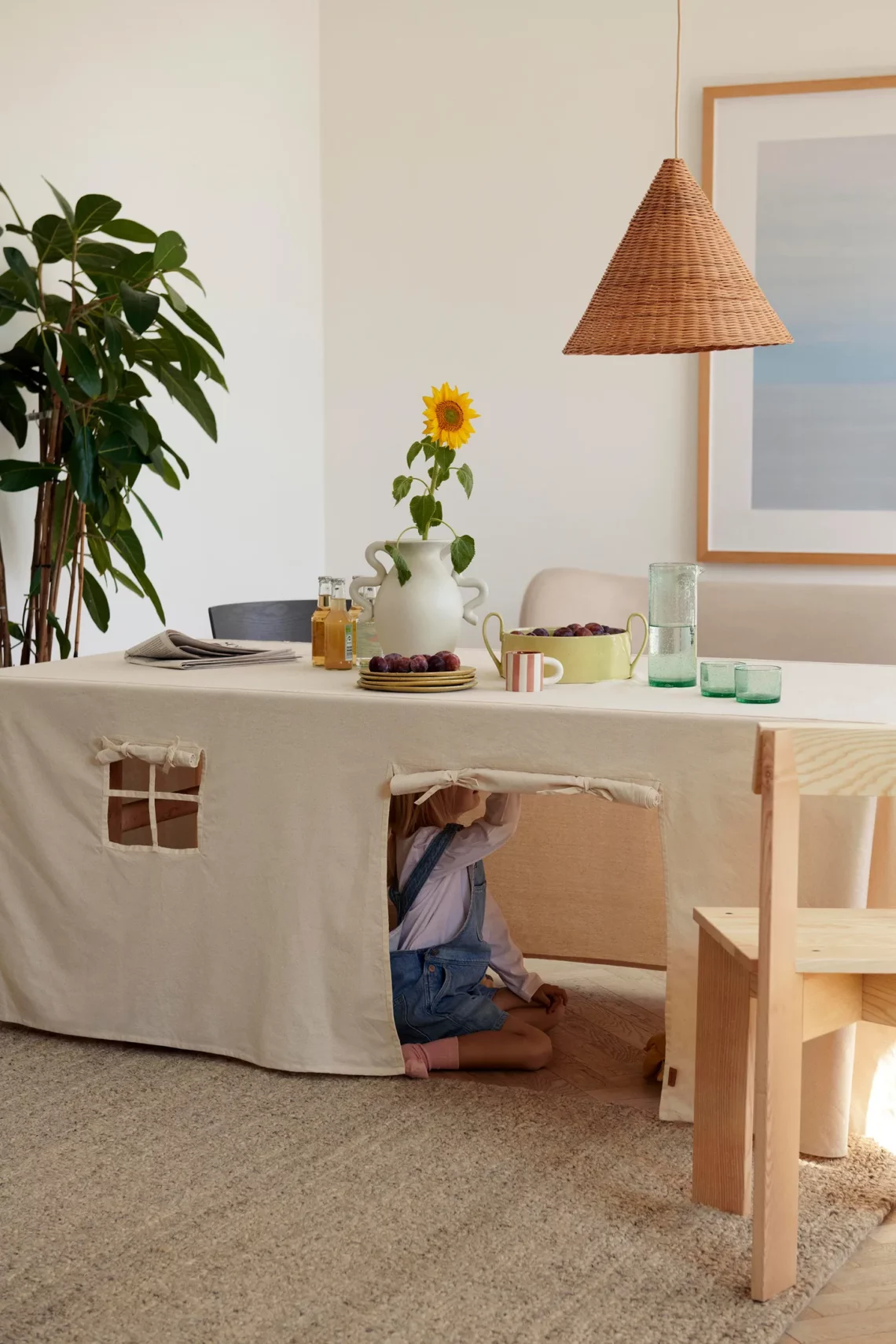 cabane de table maison ferm living